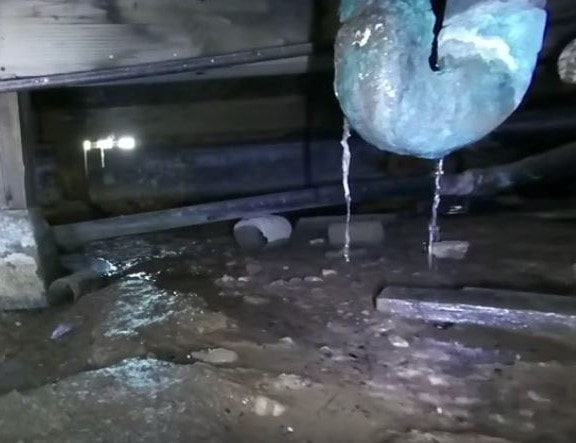 Leaking Water Pipe in Crawl Space Farmville VA Hero Mold Removal